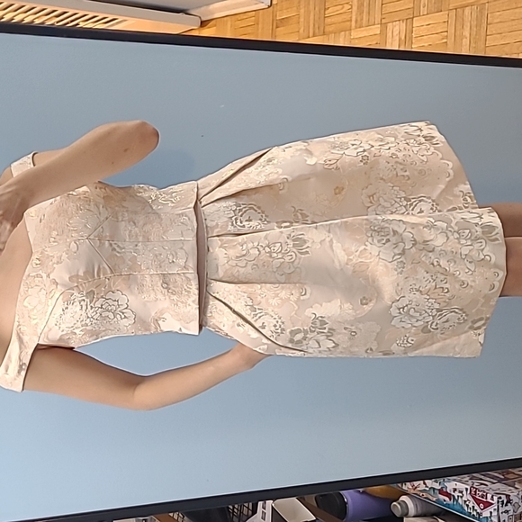 Metallic Jacquard Set: Off the Shoulder Crop Top and Flare Knee Length Skirt - Picture 9 of 9